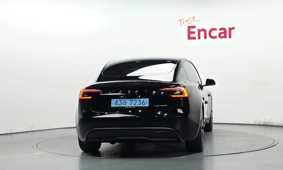 Tesla Model 3 — фото 6