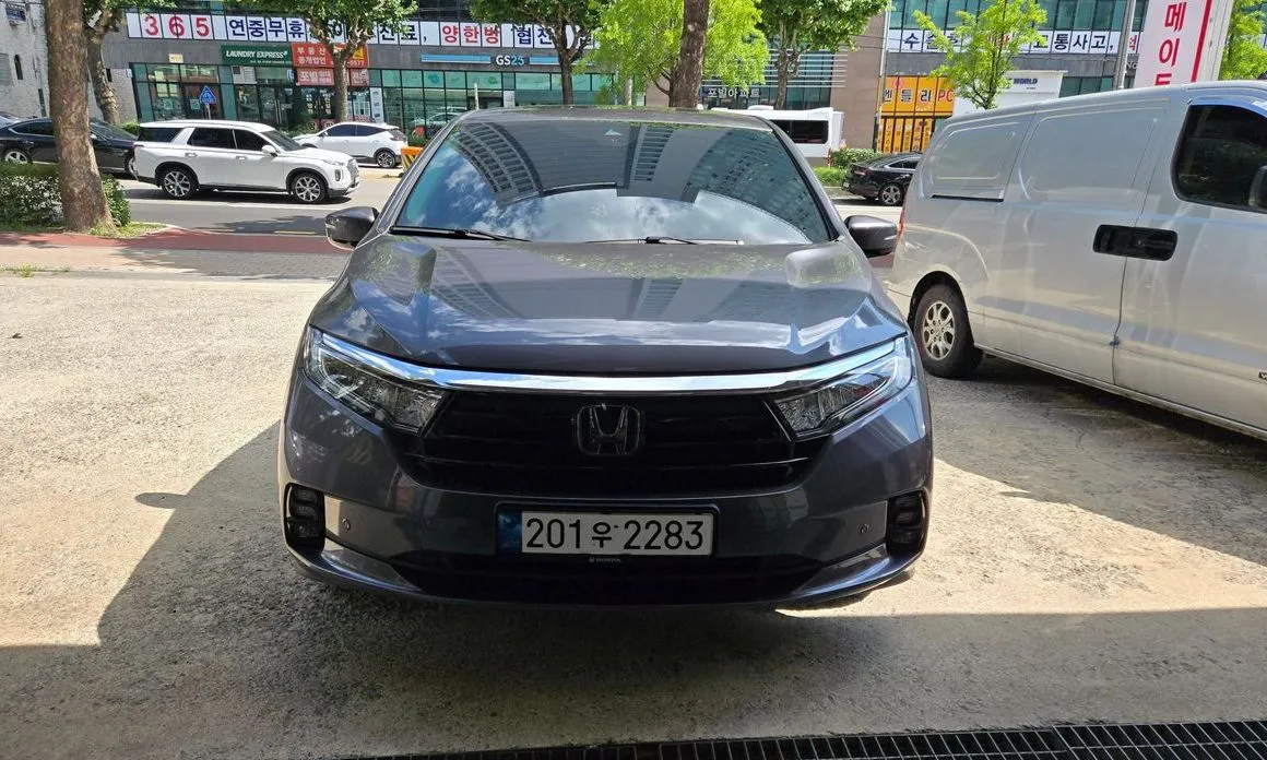 Honda Odyssey — фото 1