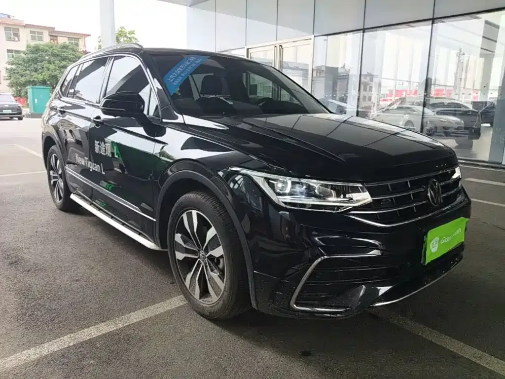Volkswagen Tiguan L — фото 3