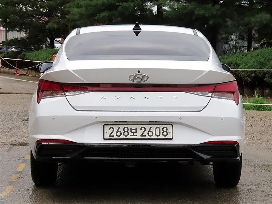 Hyundai AVANTE — фото 9