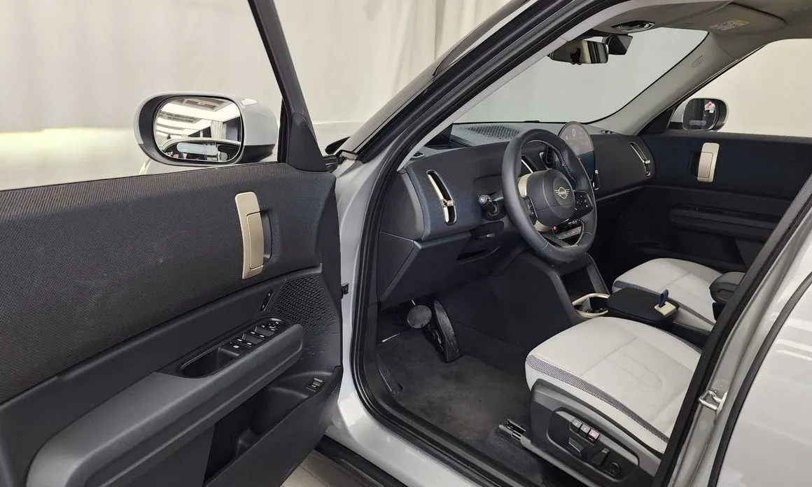 Mini Countryman 2025 из KR, фото 7