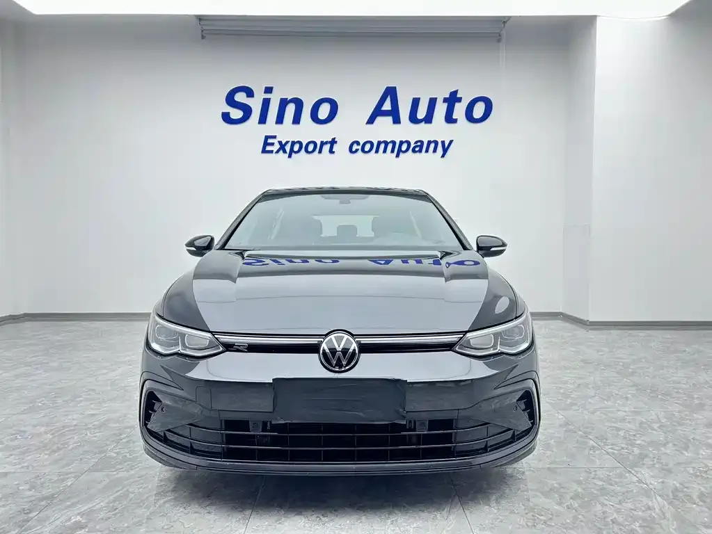 Volkswagen Golf — фото 10