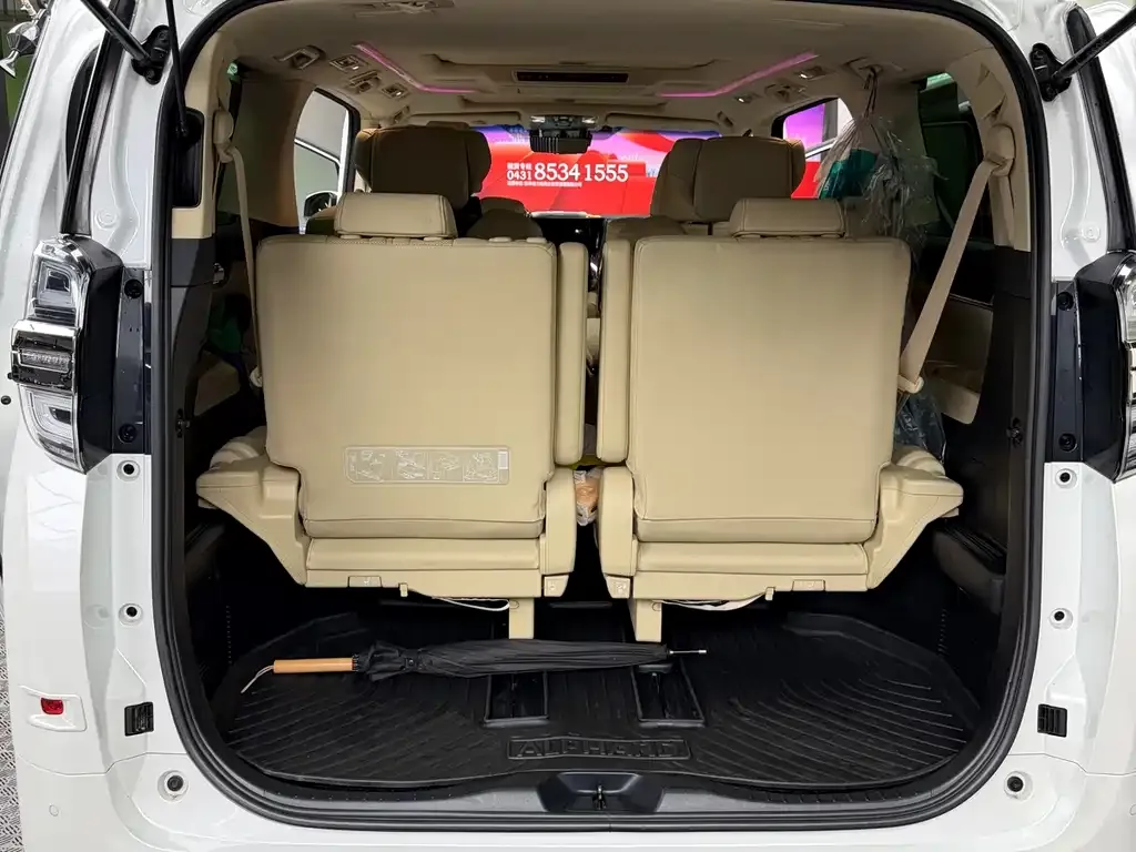 Toyota Vellfire — фото 5