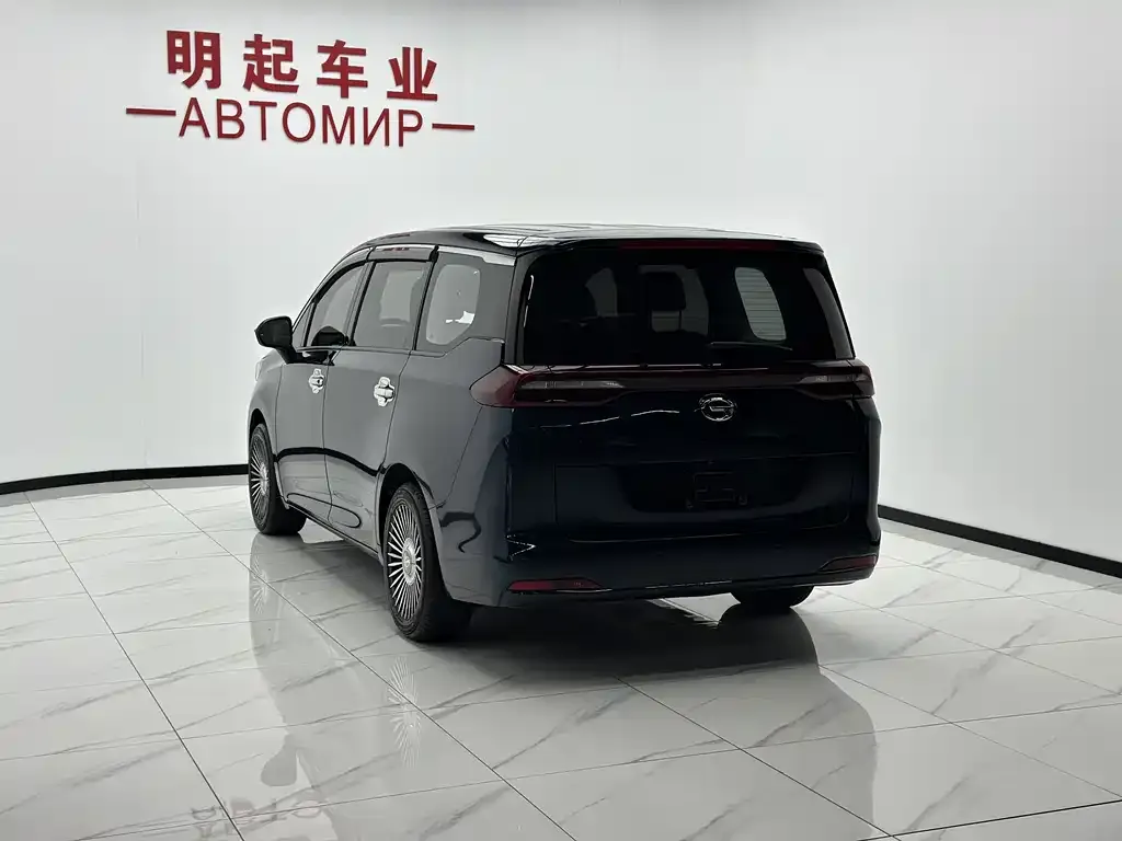 GAC Motor Trumpchi M6 — фото 3