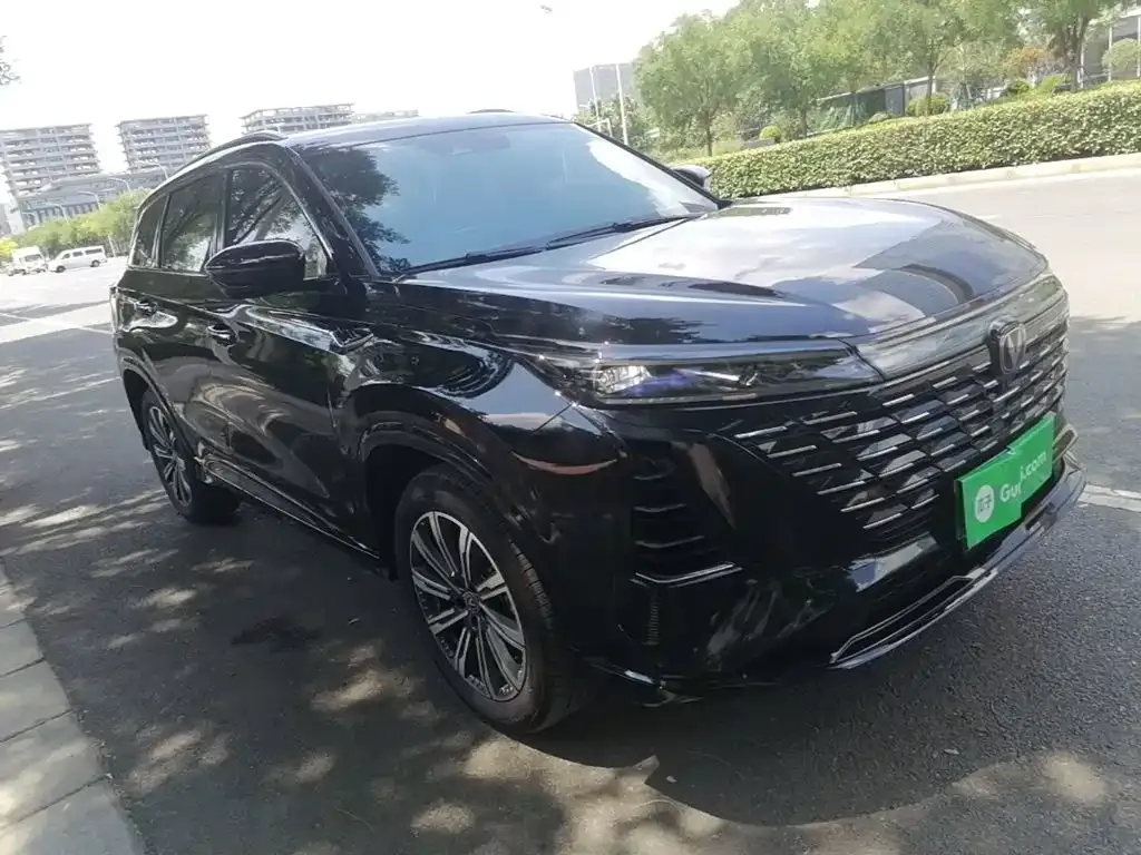 Changan CS75PLUS — фото 8