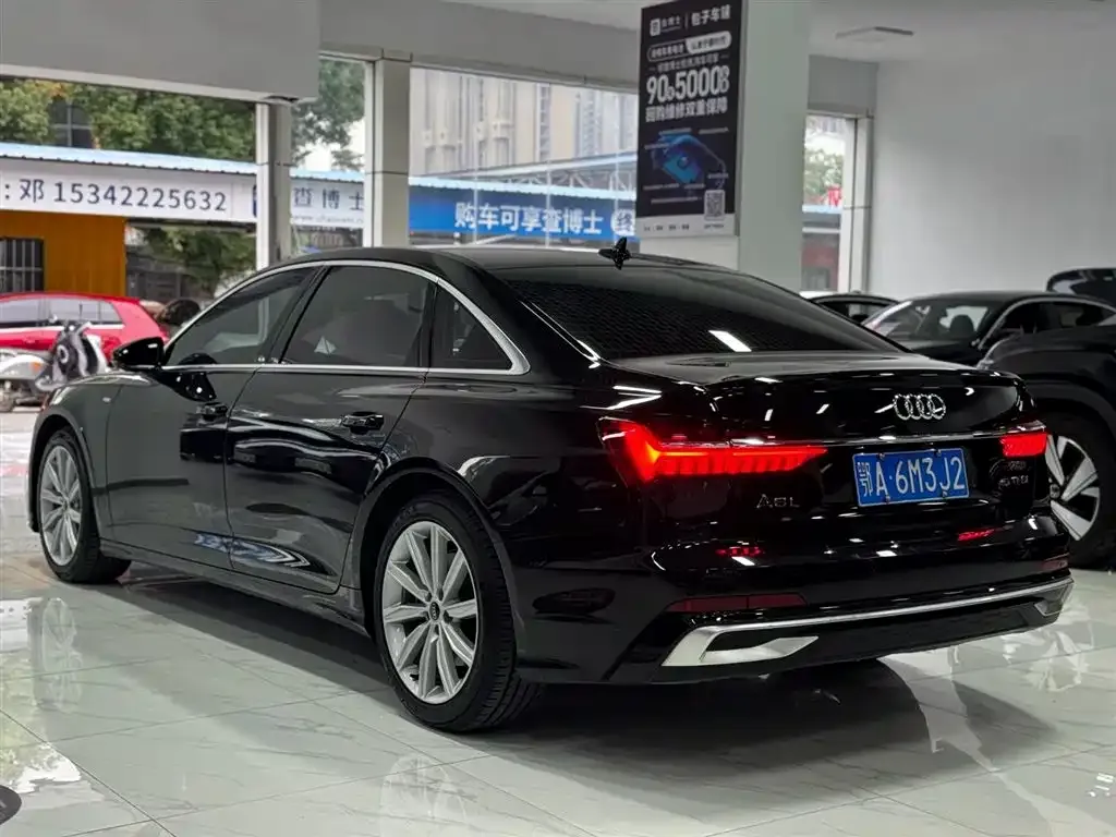 Audi A6L — фото 9