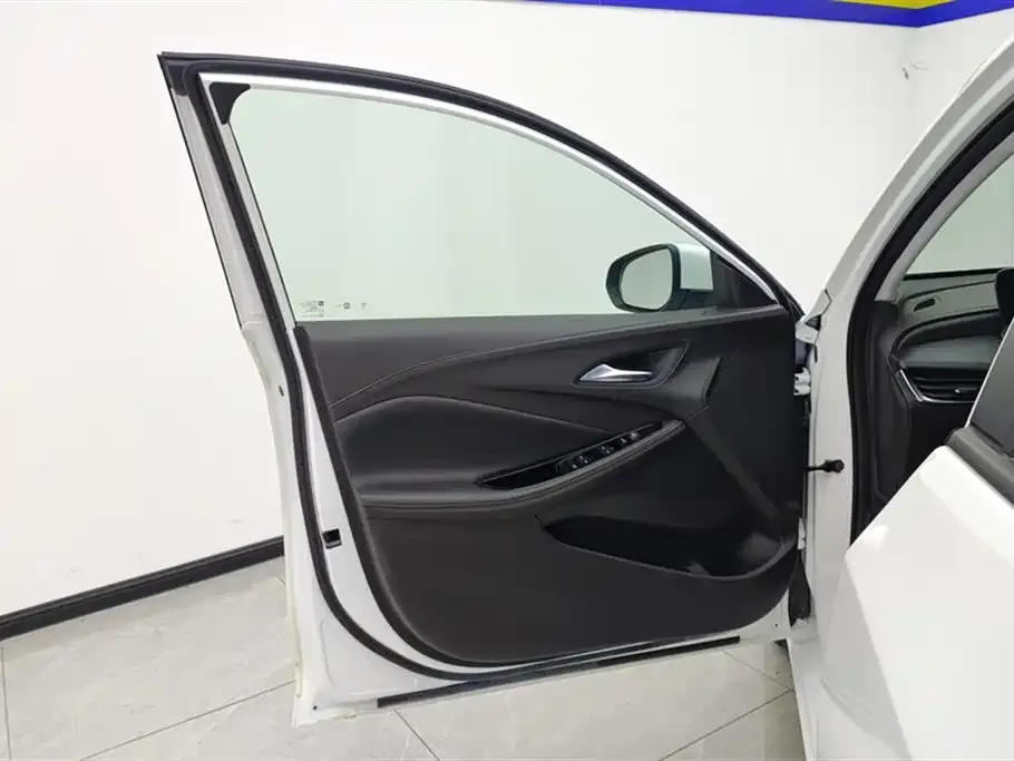 Buick Verano 2025 из CN, фото 4