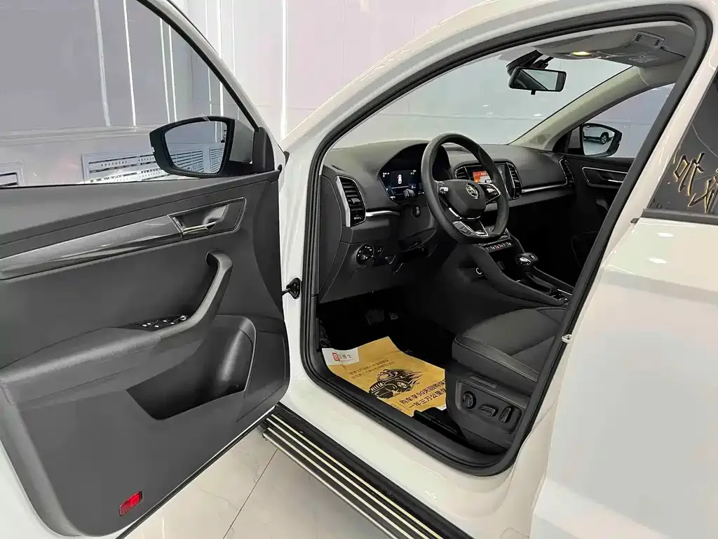 Skoda Karoq — фото 5