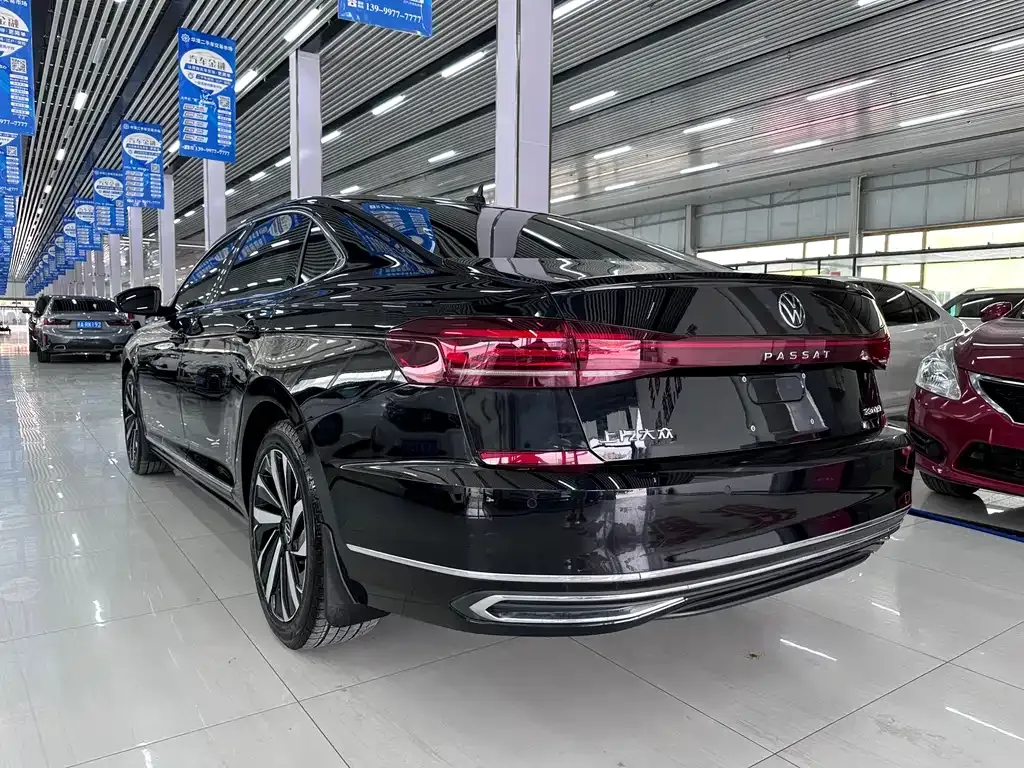 Volkswagen Passat — фото 3