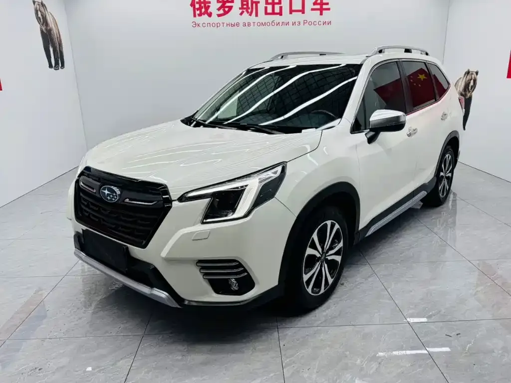 Subaru Forester — фото 1