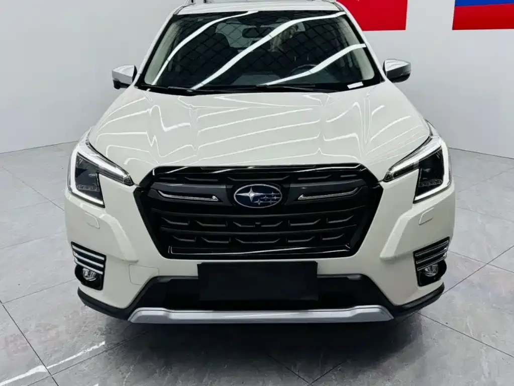 Subaru Forester — фото 8