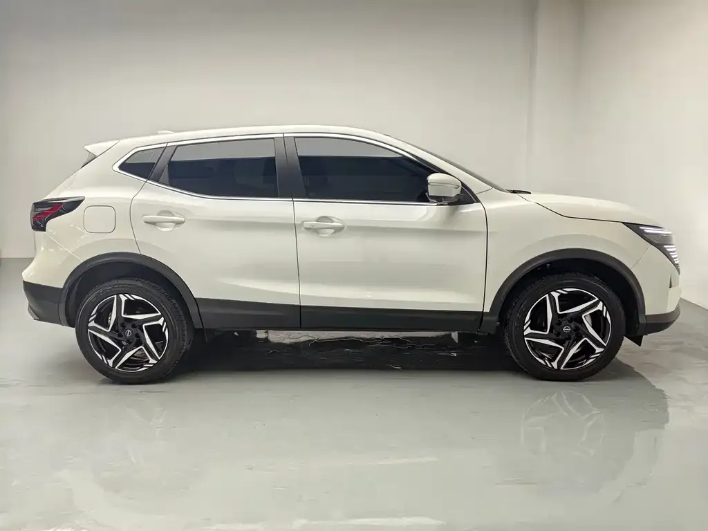 Nissan Qashqai — фото 3