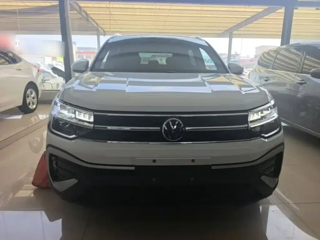 Volkswagen Tharu — фото 7