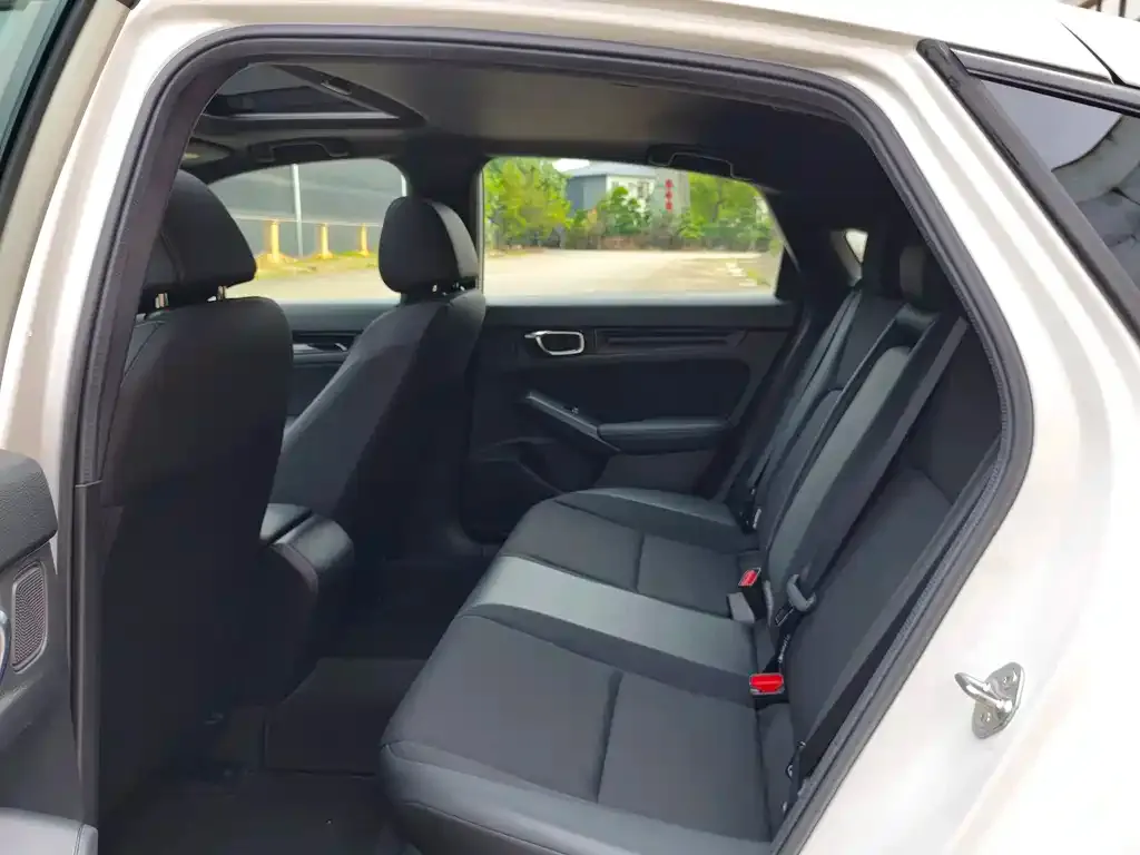 Honda Civic — фото 10