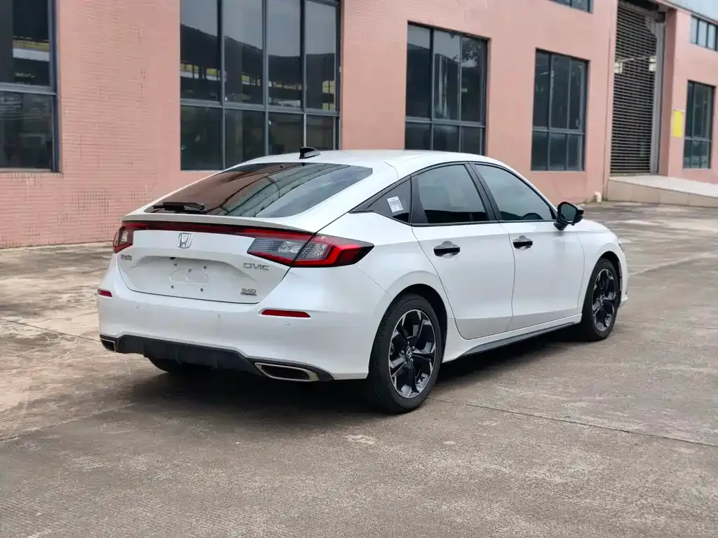 Honda Civic — фото 4
