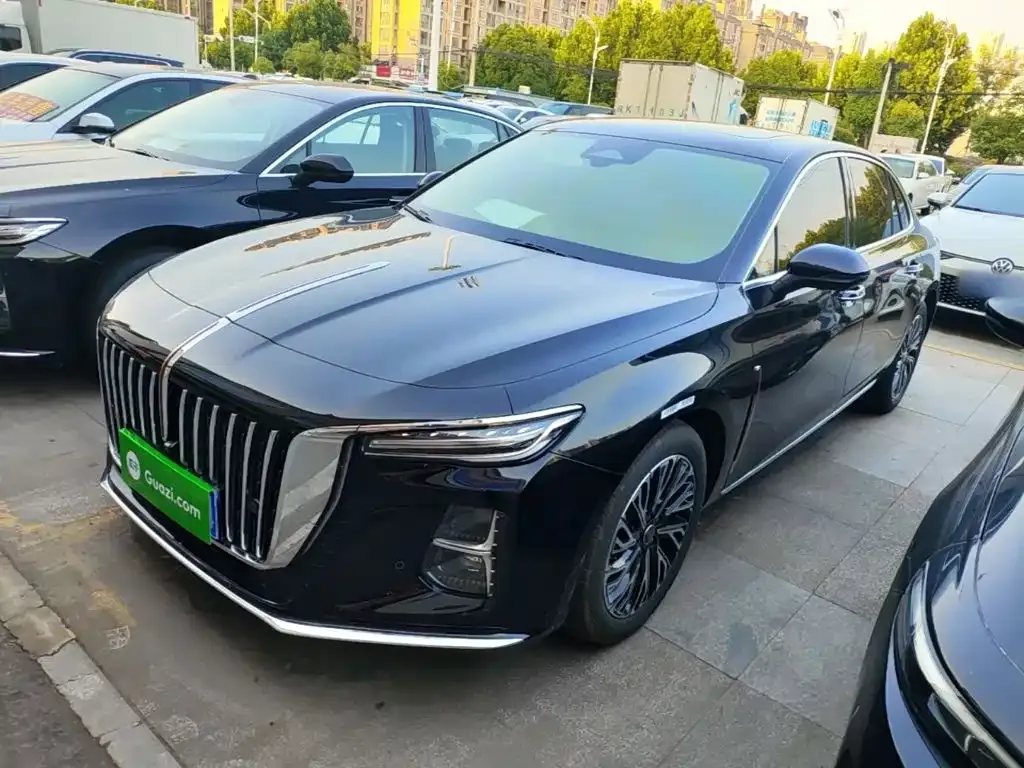 Hongqi H5 — фото 1