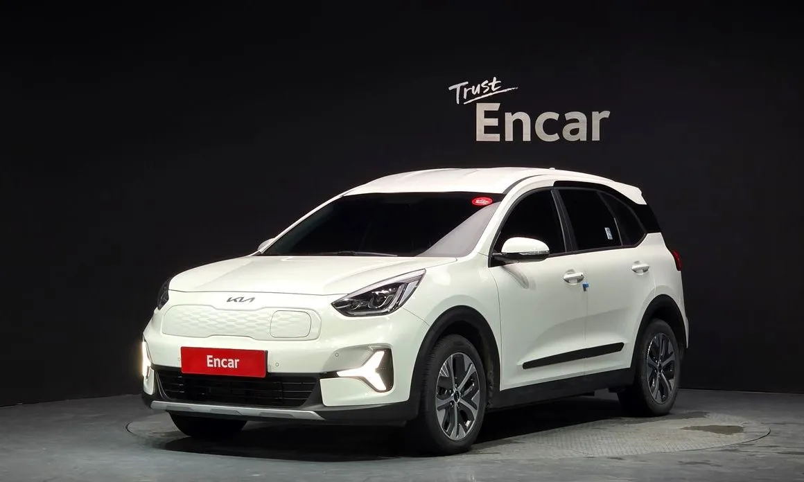 Kia Niro — фото 1