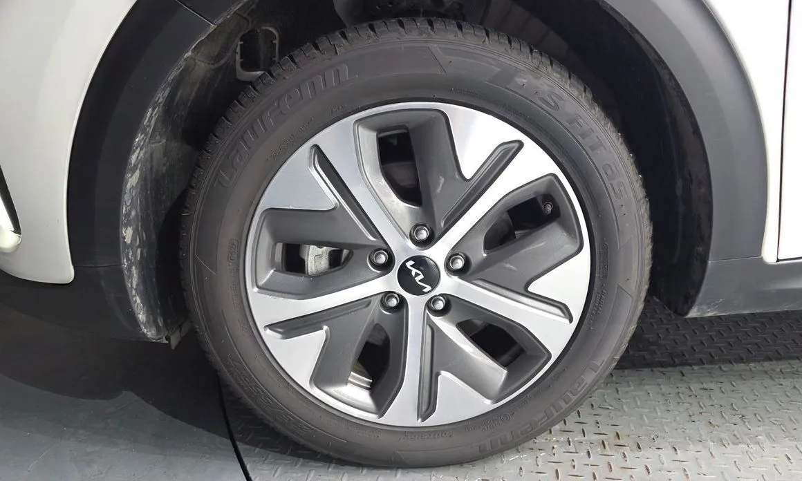 Kia Niro — фото 10