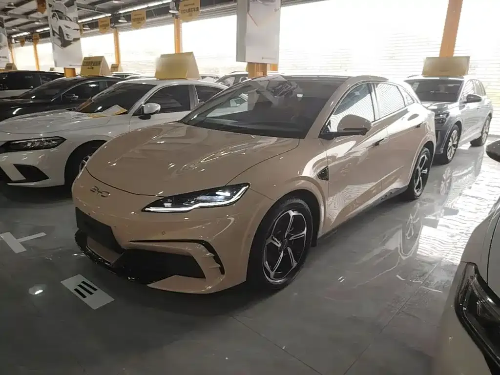BYD Seal 06GT — фото 1