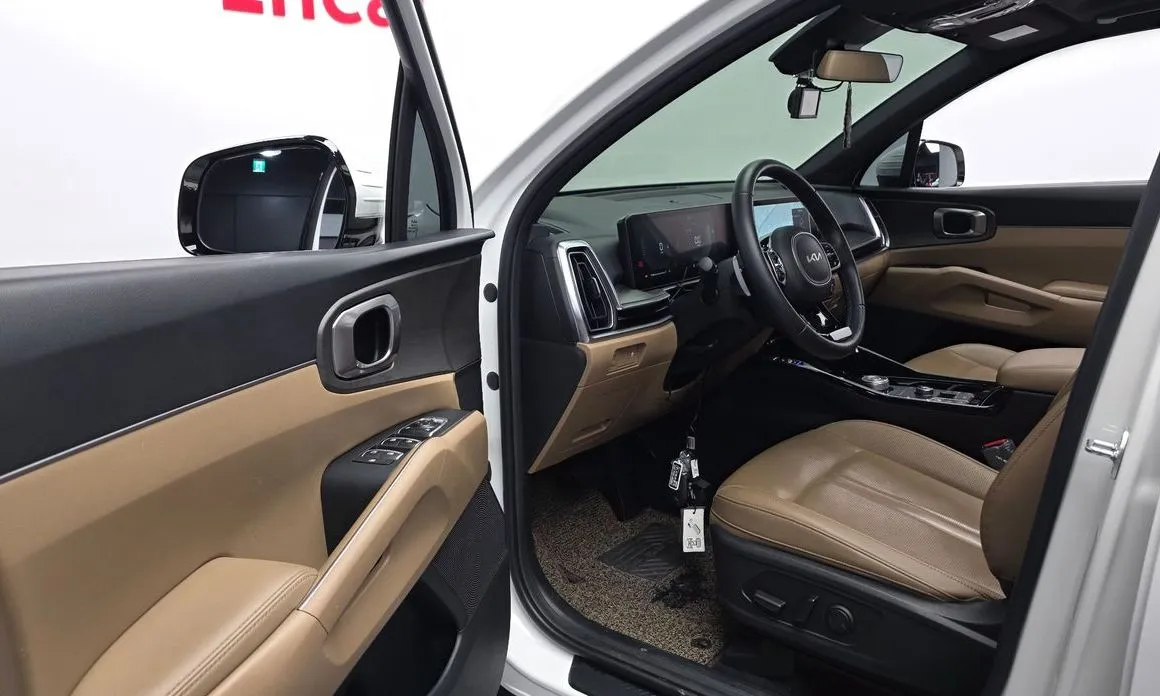 Kia Sorento — фото 7