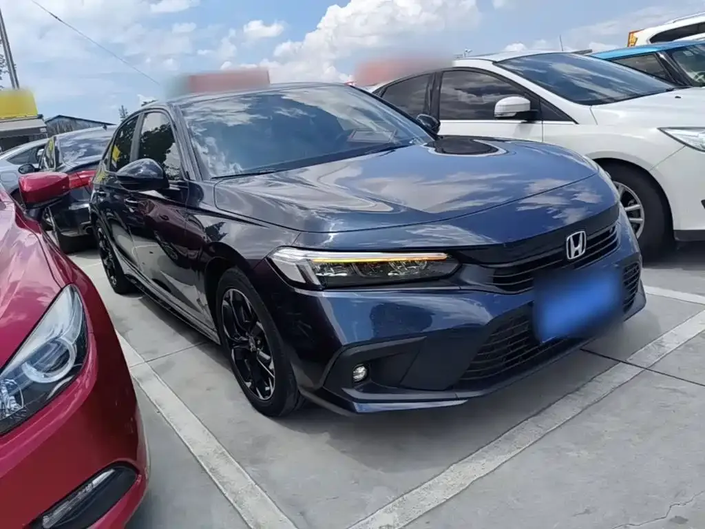 Honda Civic — фото 10