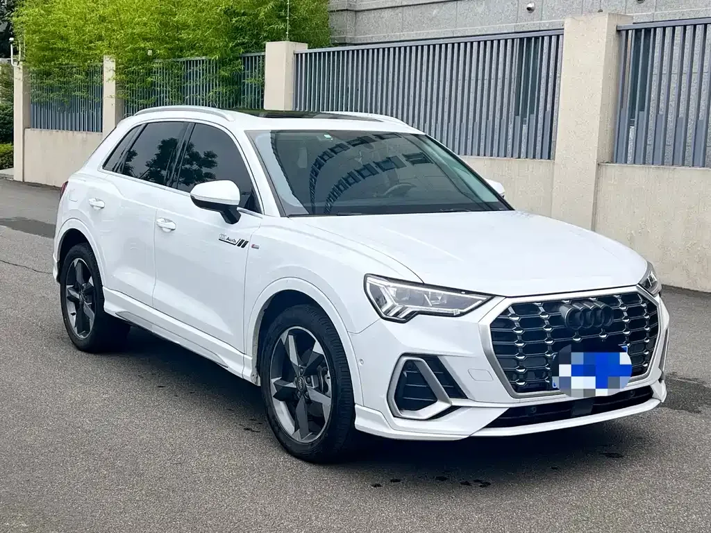Audi Q3 2021 из CN, фото 10
