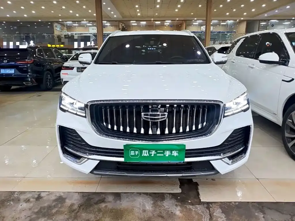 Geely Xingyue L — фото 6