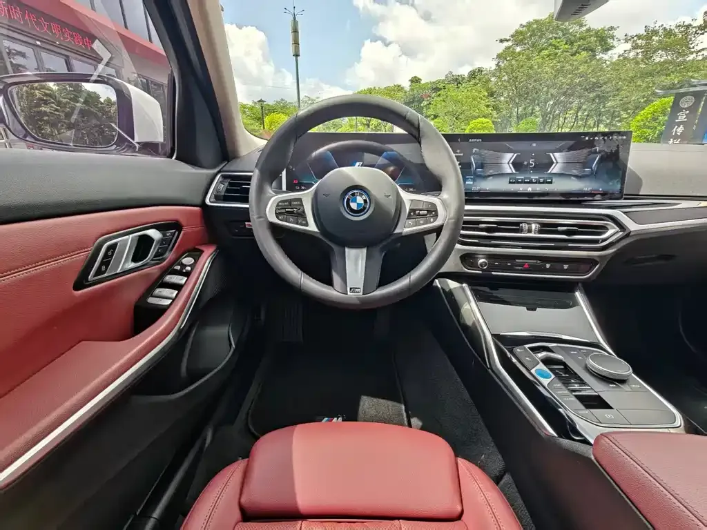 BMW i3 — фото 8