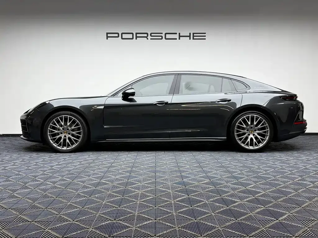 Porsche Panamera — фото 10
