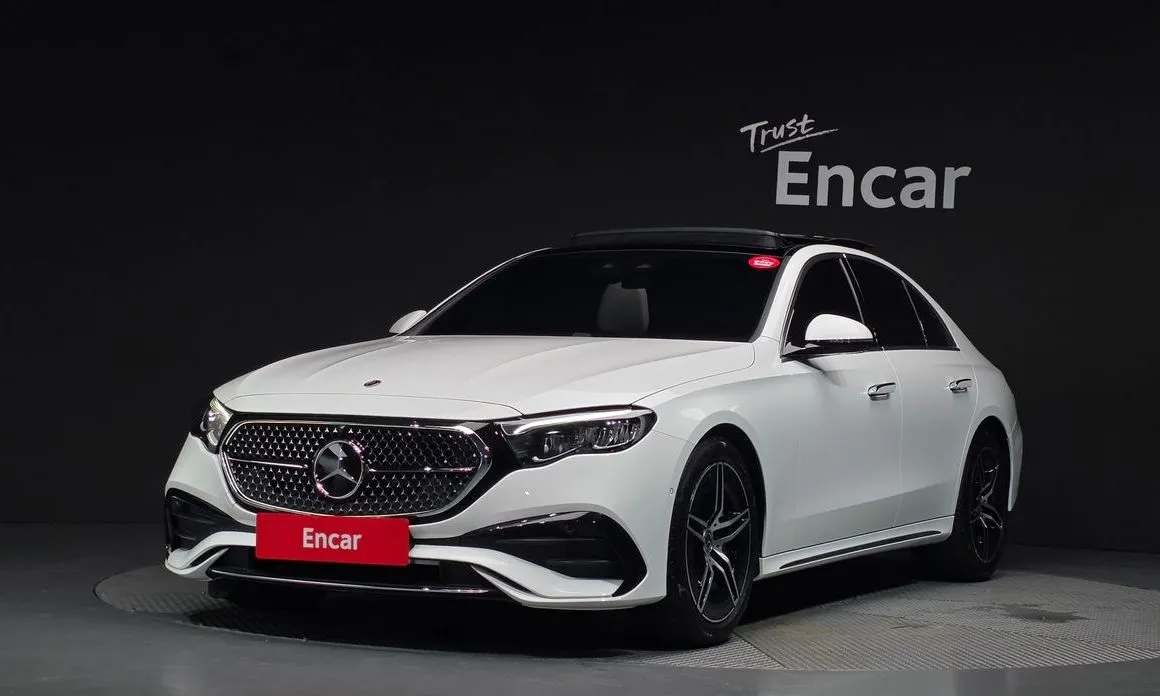 Mercedes-Benz E-Class — фото 1