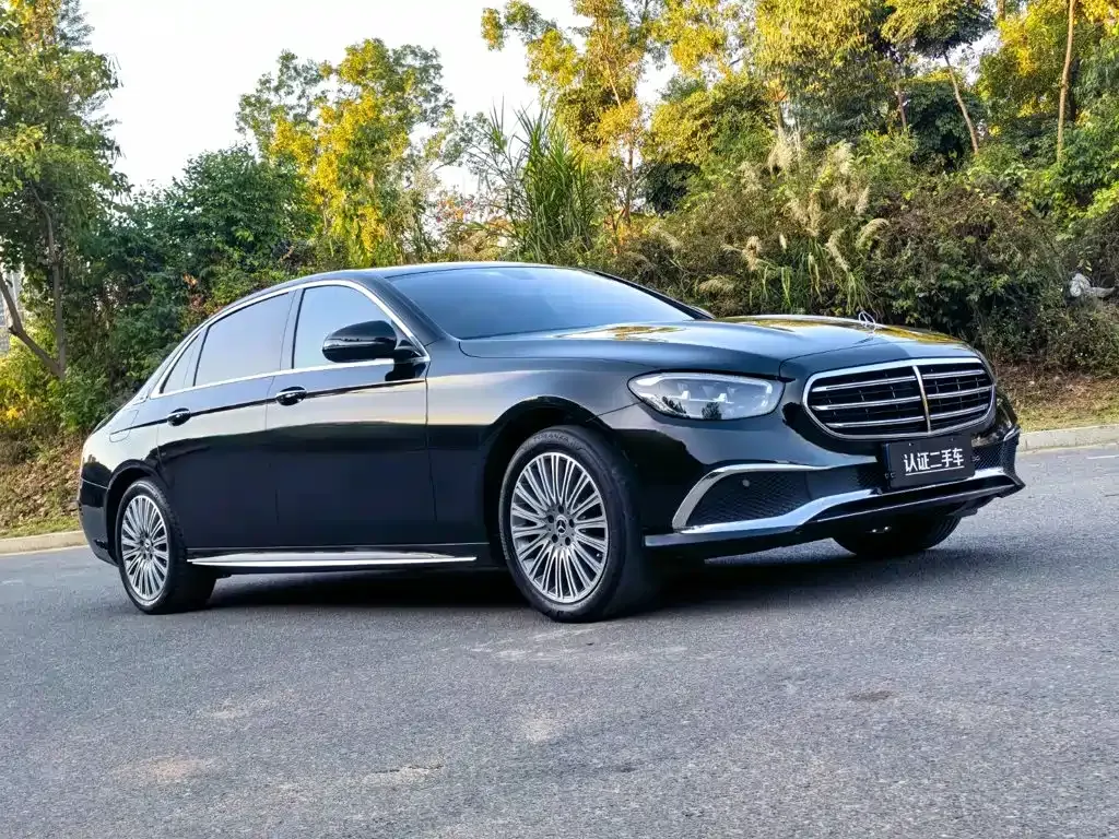 Mercedes-Benz E-Class — фото 10