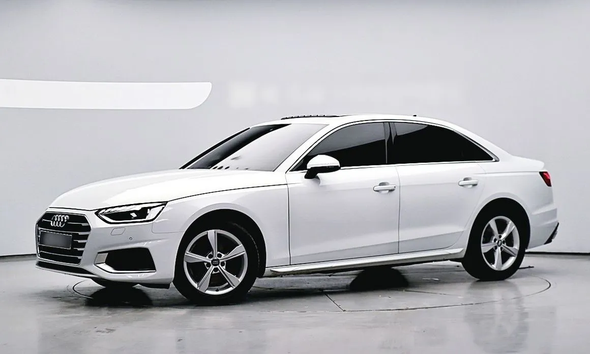 Audi A4 — фото 3