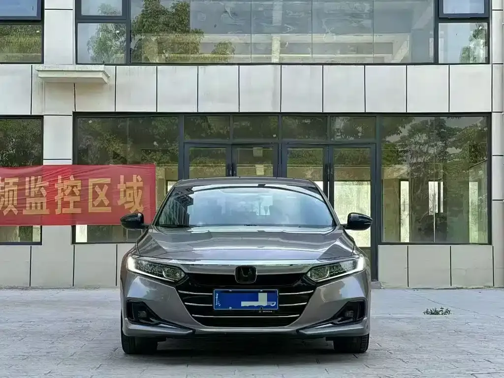 Honda Accord — фото 2