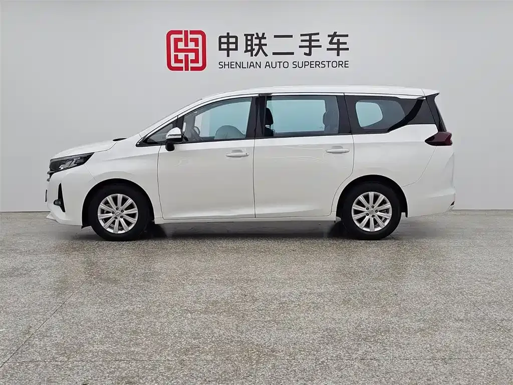 GAC Motor Trumpchi M6 — фото 10