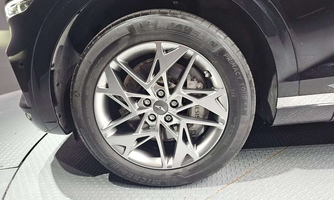 Genesis GV70 2023 из KR, фото 8