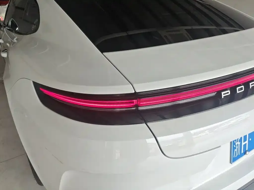 Porsche Panamera — фото 7