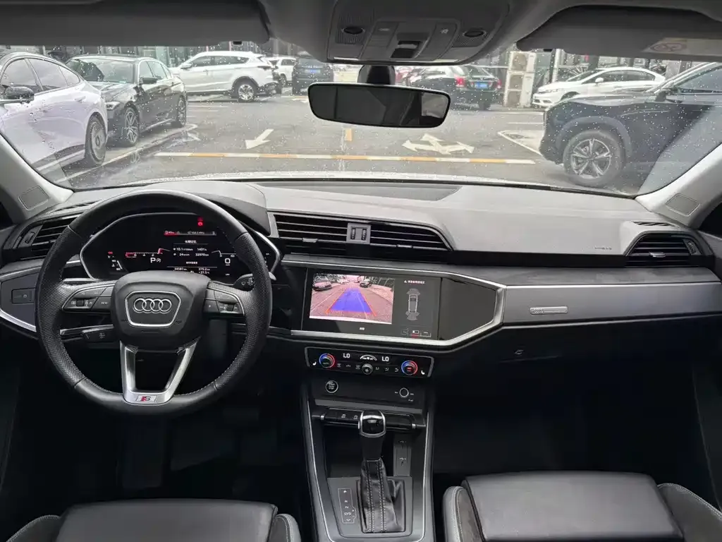 Audi Q3 Sportback 2022 из CN, фото 9