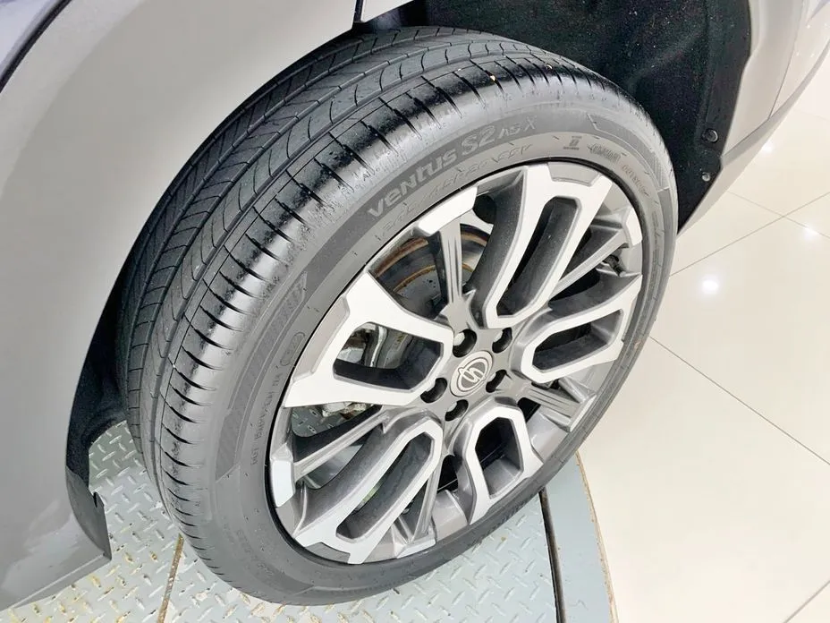 KG Mobility (Ssangyong) Torres — фото 5