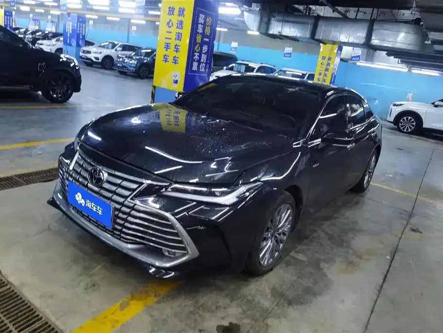 Toyota Avalon — фото 1