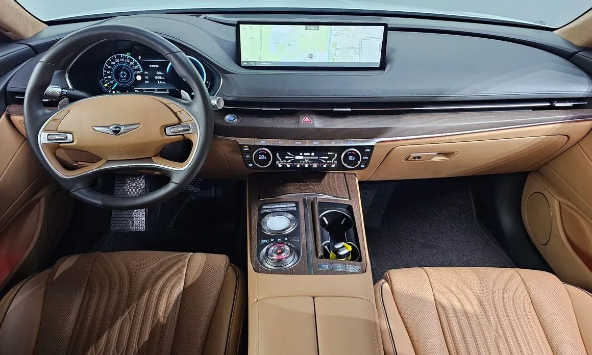 Genesis G80 — фото 10