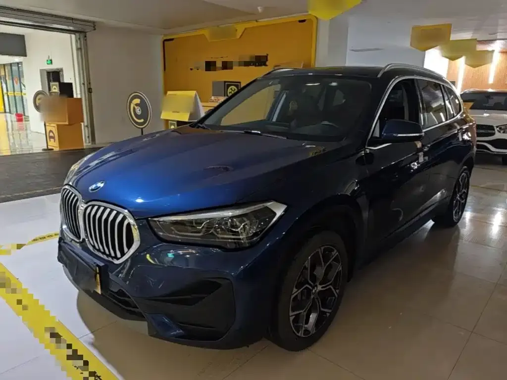 BMW X1 — фото 7