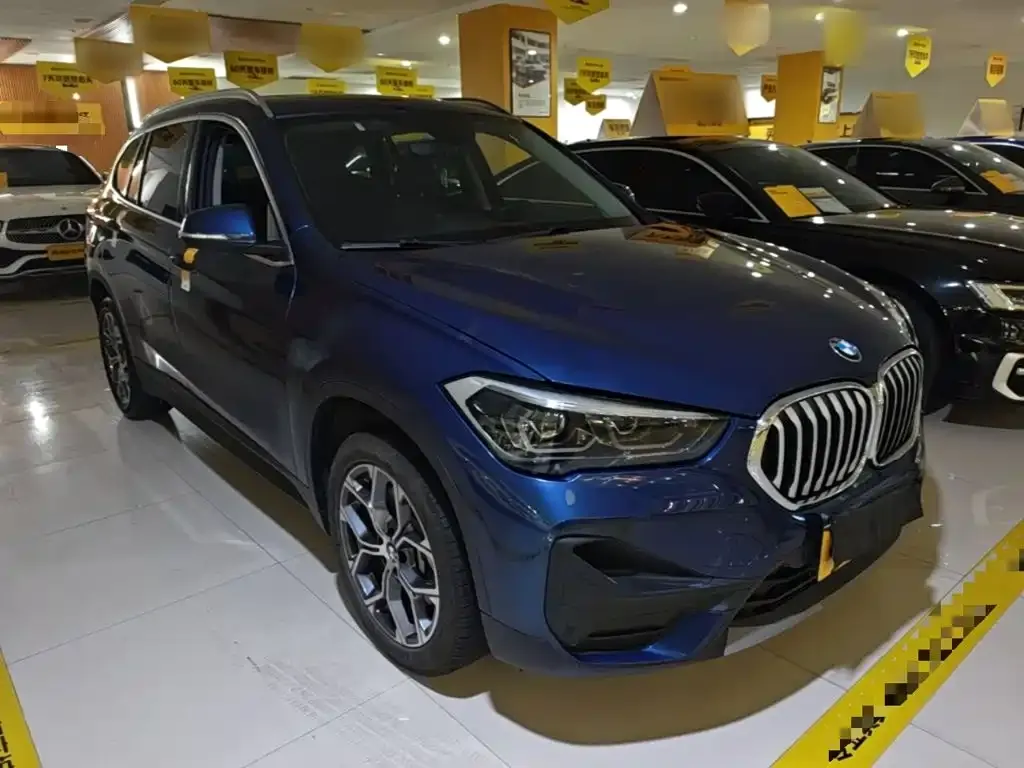 BMW X1 — фото 9
