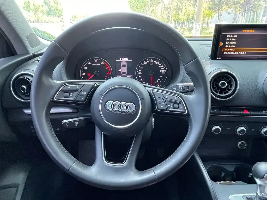 Audi A3 — фото 7
