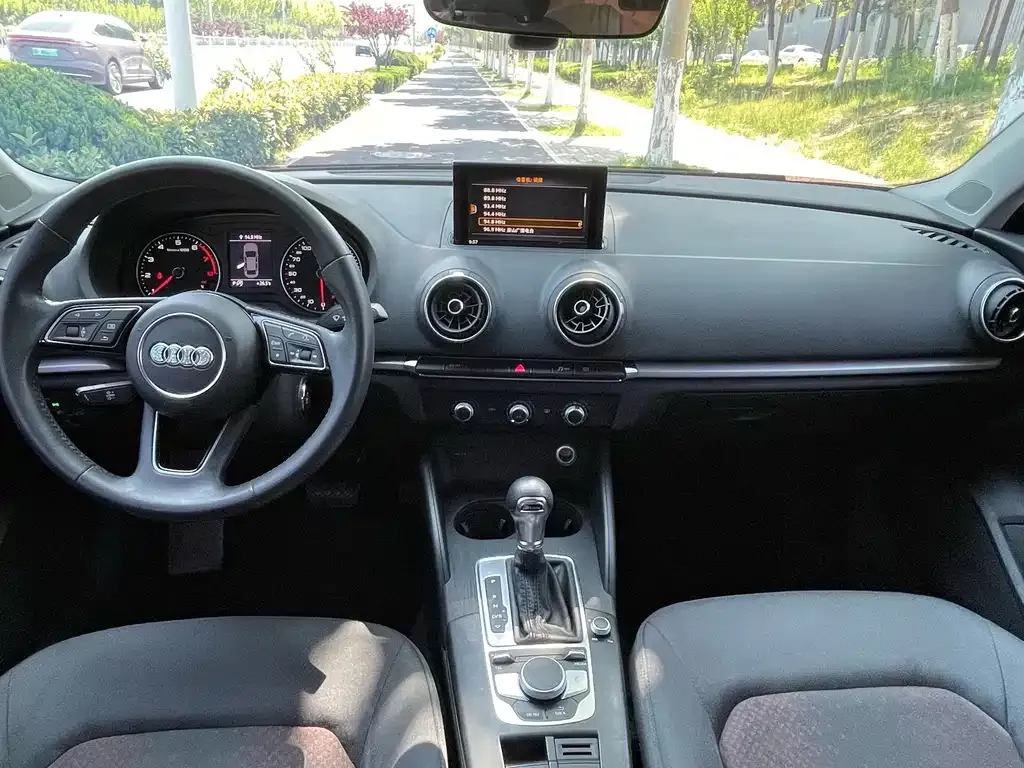 Audi A3 — фото 10