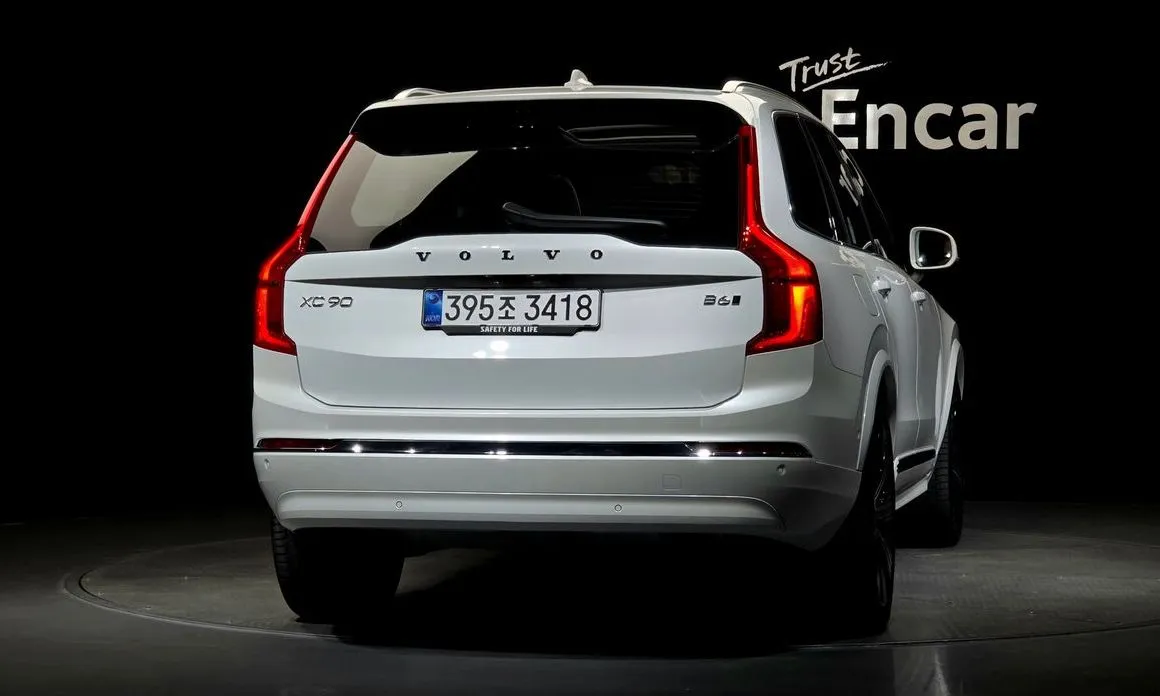 Volvo XC90 2025 из KR, фото 8