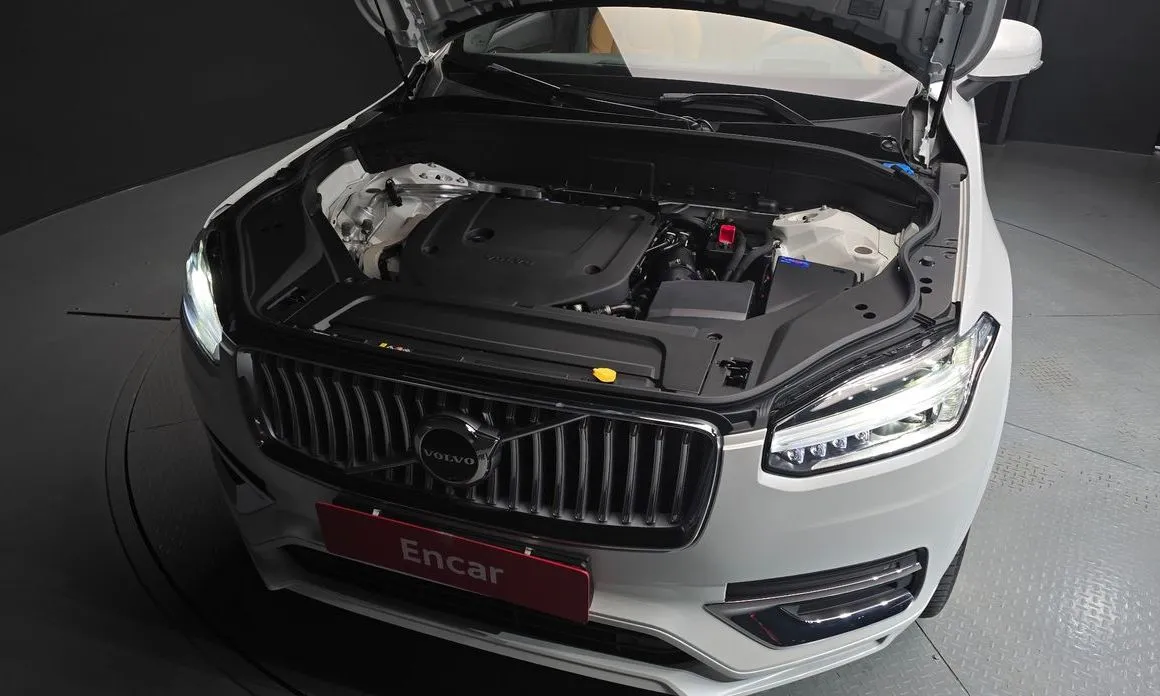 Volvo XC90 2025 из KR, фото 2