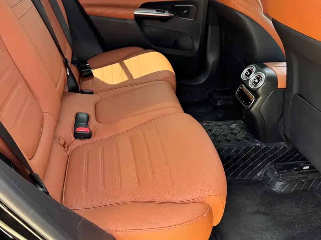 Mercedes-Benz GLC 2024 из CN, фото 2