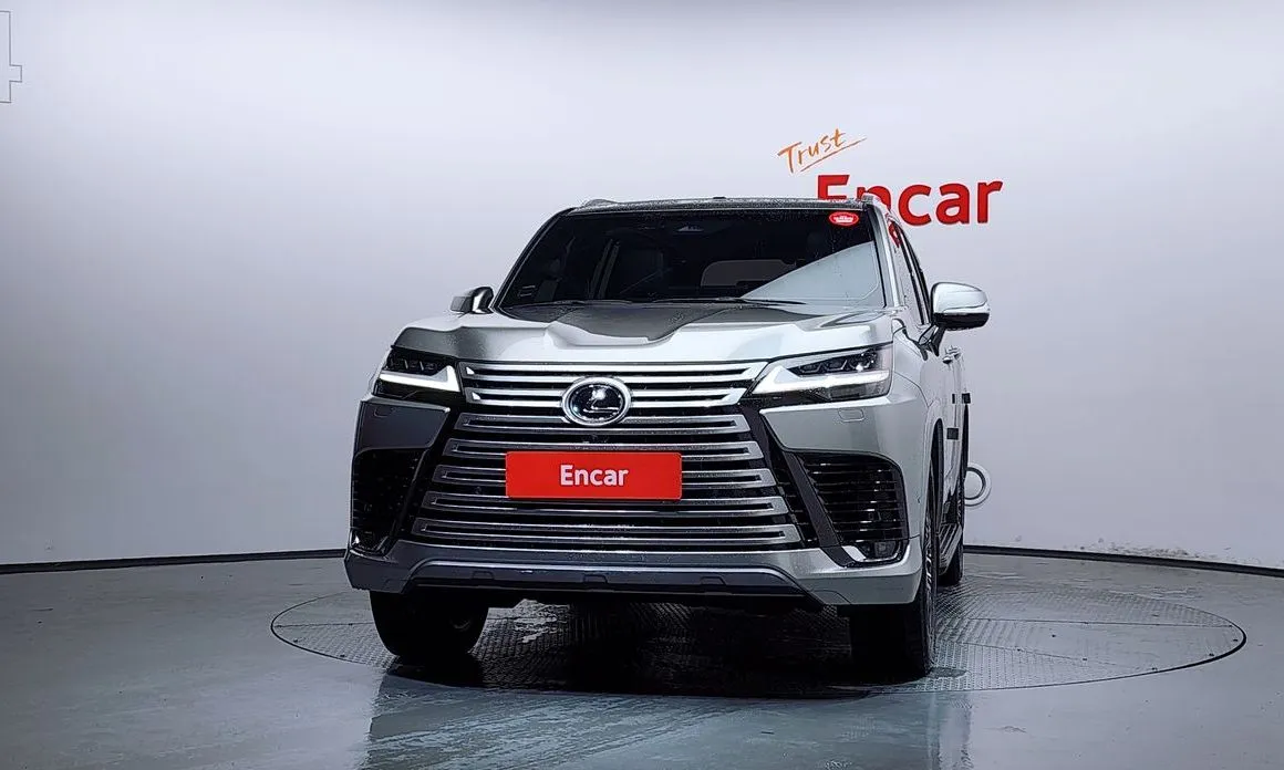 Lexus LX — фото 2