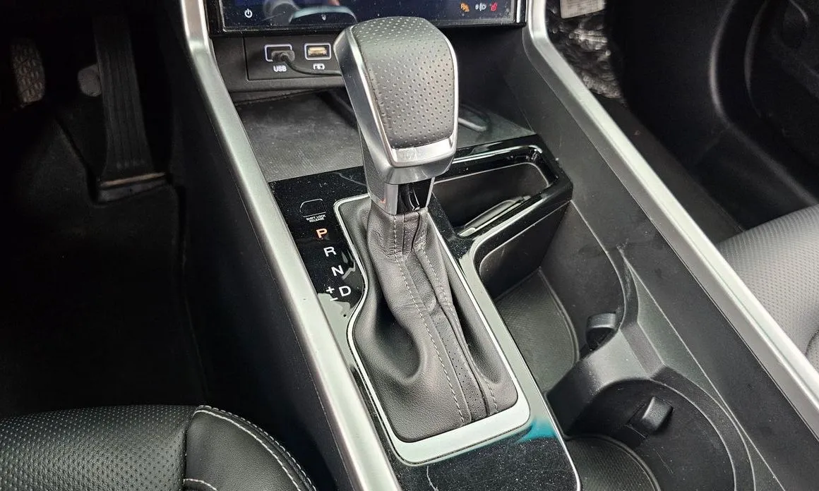 KG Mobility (Ssangyong) Torres 2023 из KR, фото 6