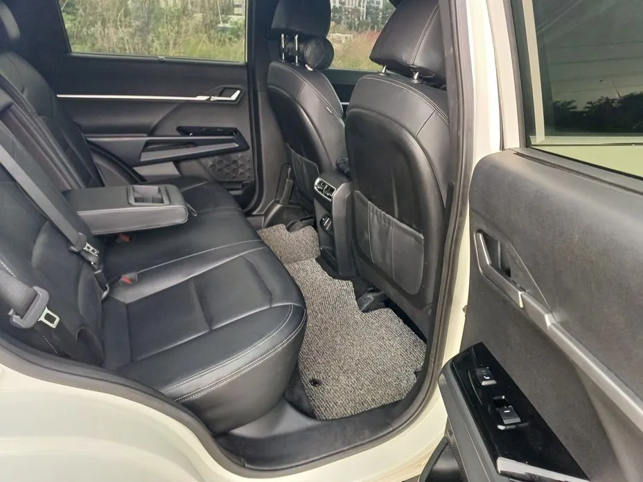 KG Mobility (Ssangyong) Torres 2023 из KR, фото 2